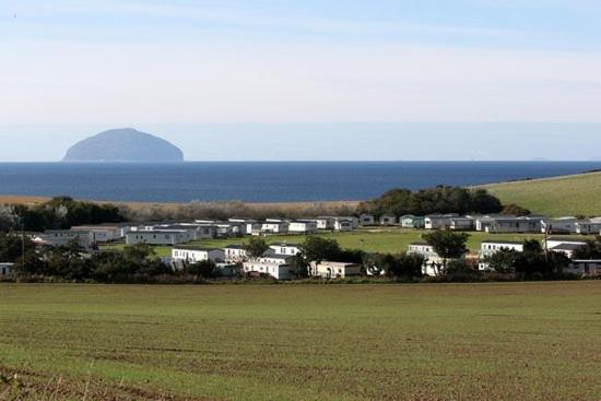 Turnberry Caravan Quiet Peaceful Location Near Golf Spas And Beaches Girvan Kültér fotó