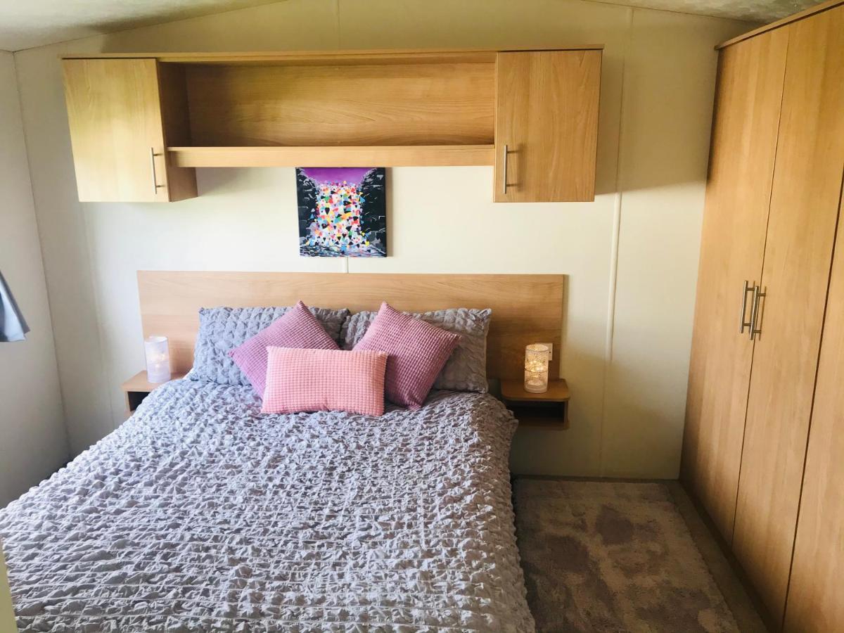 Turnberry Caravan Quiet Peaceful Location Near Golf Spas And Beaches Girvan Kültér fotó