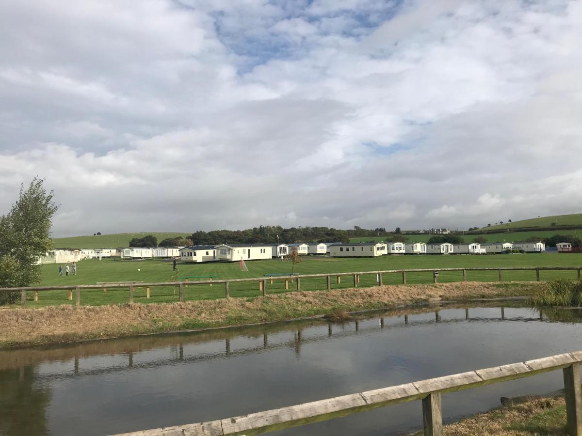 Turnberry Caravan Quiet Peaceful Location Near Golf Spas And Beaches Girvan Kültér fotó
