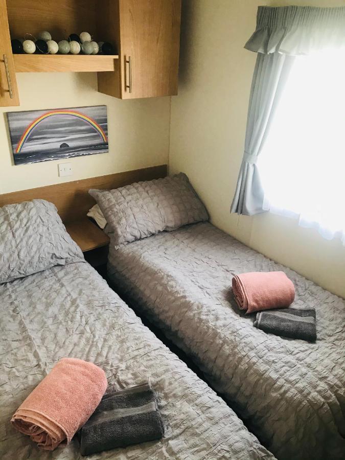 Turnberry Caravan Quiet Peaceful Location Near Golf Spas And Beaches Girvan Kültér fotó