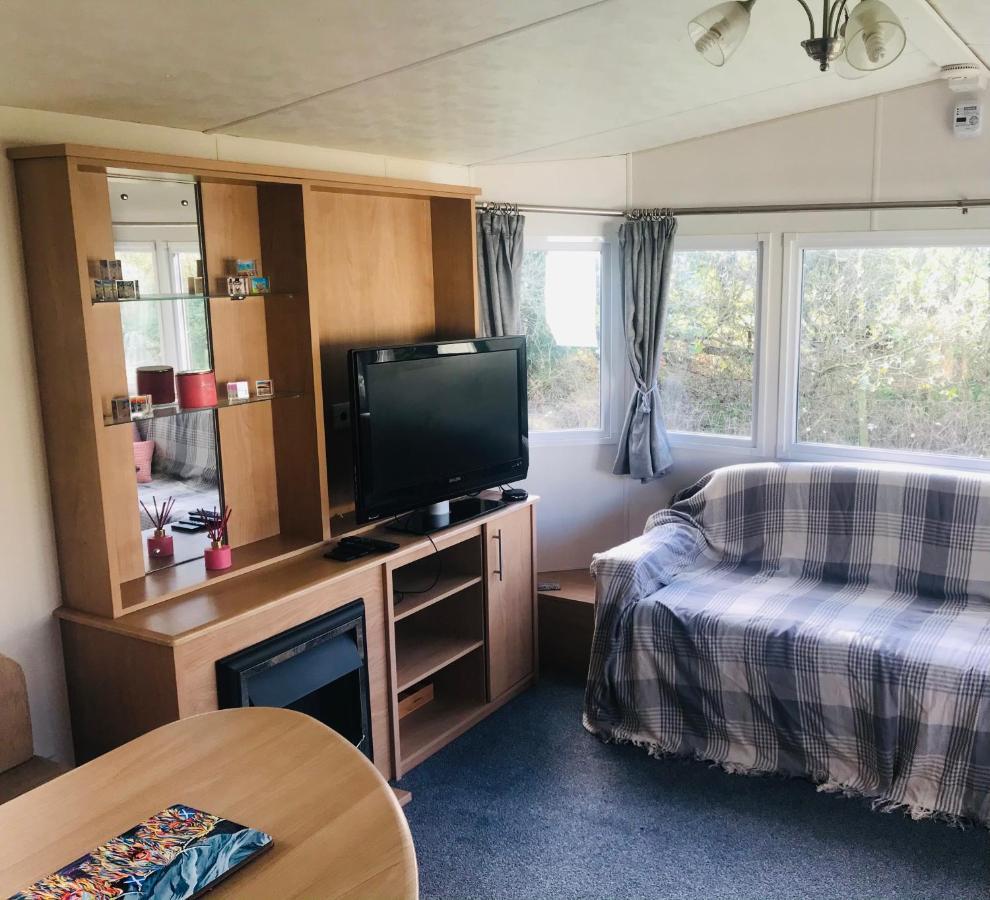 Turnberry Caravan Quiet Peaceful Location Near Golf Spas And Beaches Girvan Kültér fotó